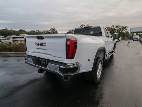 New 2026 GMC Sierra 3500 SLT w/ SLT Premium Package image 9