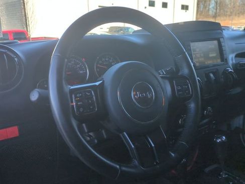 Used 2017 Jeep Wrangler Rubicon image 31