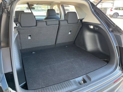 Certified 2026 Honda HR-V LX image 8