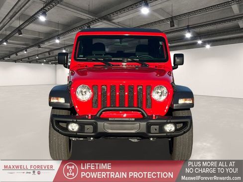 Used 2023 Jeep Wrangler Sport S image 18