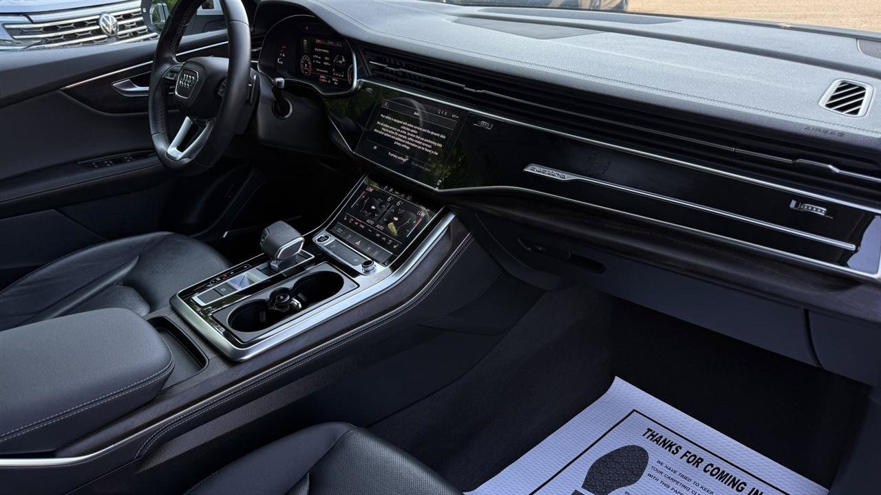 Used 2023 Audi Q8 Premium Plus w/ Premium Plus Package AWD/4WD image 43