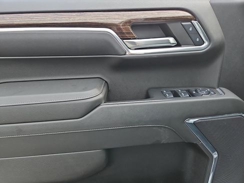 Certified 2024 GMC Sierra 1500 Elevation AWD/4WD image 12