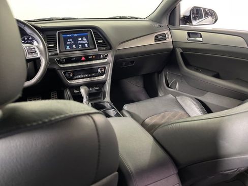 Used 2019 Hyundai Sonata Sport image 17
