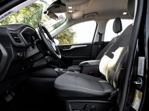 Used 2022 Ford Escape SE w/ Convenience Package image 44