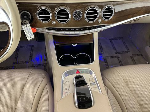 Used 2016 Mercedes-Benz S 550 Sedan image 16