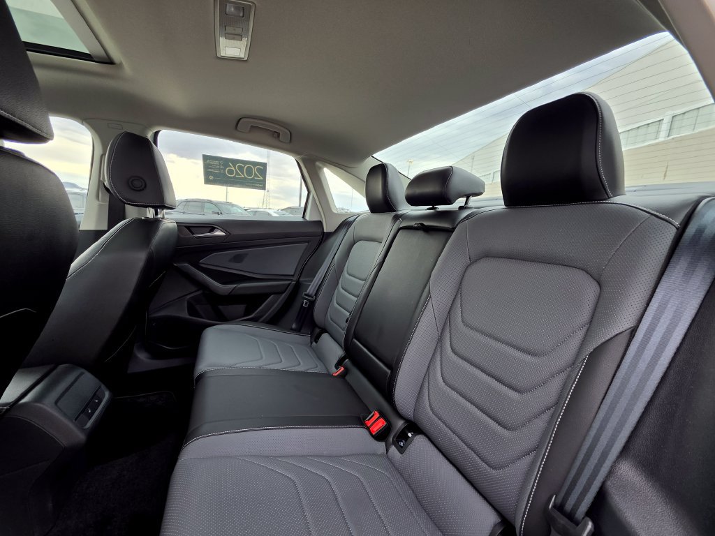 Certified 2026 Volkswagen Jetta SEL FWD image 19
