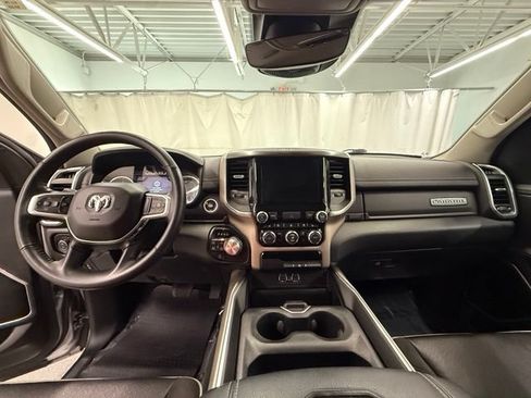 Used 2022 RAM 1500 Laramie AWD/4WD image 18