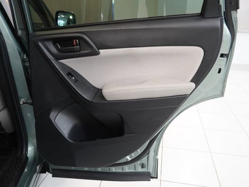 Used 2016 Subaru Forester 2.5i Premium image 27