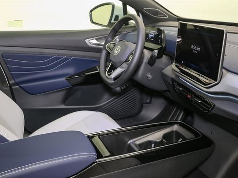 New 2025 Volkswagen ID.4 Pro S Plus image 14