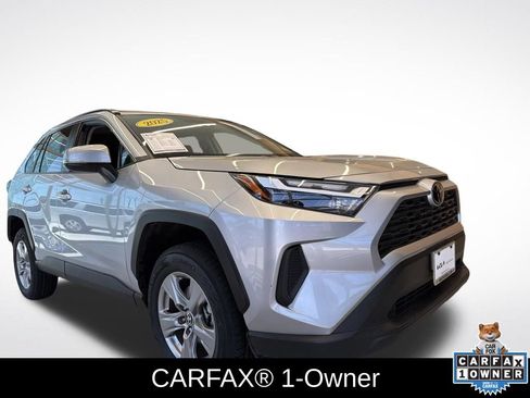 Used 2025 Toyota RAV4 XLE FWD image 2