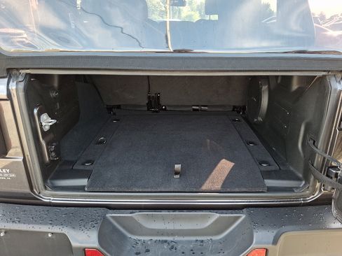 Used 2021 Jeep Wrangler Unlimited Sport AWD/4WD image 28
