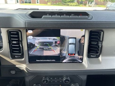 New 2026 Ford Bronco Outer Banks w/ Sasquatch Package AWD/4WD image 19