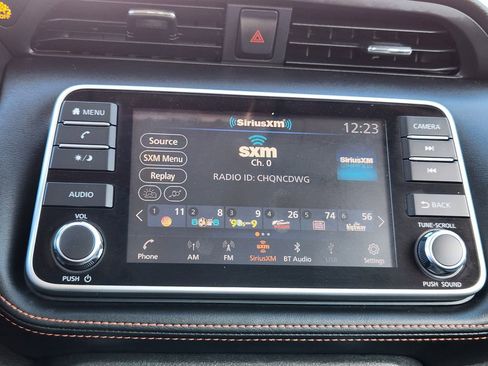 Used 2020 Nissan Kicks SR w/ Exterior Package image 22