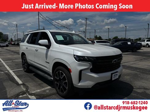 Used 2024 Chevrolet Tahoe RST w/ Luxury Package AWD/4WD image 1