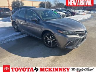 Used 2022 Toyota Camry SE video 1