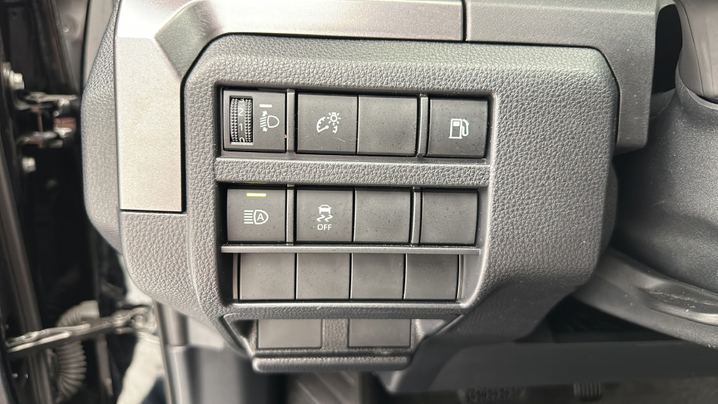 Used 2025 Toyota 4Runner SR5 AWD/4WD image 20
