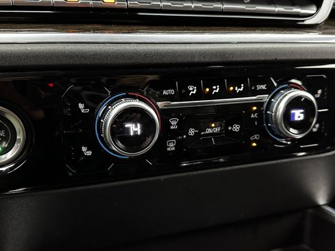 Used 2022 GMC Sierra 1500 Elevation w/ X31 Off-Road Package image 17