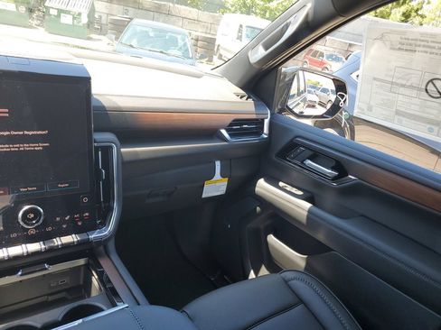 New 2026 GMC Yukon Denali RWD image 15