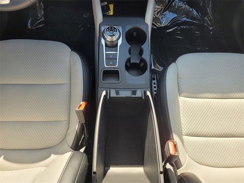 New 2024 Ford Escape SE image 20