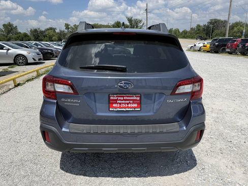 Used 2018 Subaru Outback 2.5i Premium w/ Popular Package #1 AWD/4WD image 4