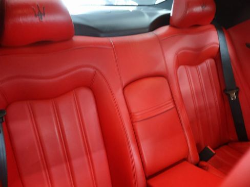 Used 2011 Maserati GranTurismo S image 13