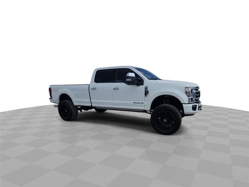 Used 2021 Ford F350 Platinum AWD/4WD image 2
