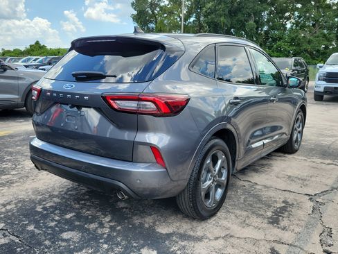 Certified 2023 Ford Escape ST-Line w/ Tech Pack #1 FWD image 5