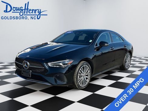 Used 2025 Mercedes-Benz CLA 250 4MATIC image 1