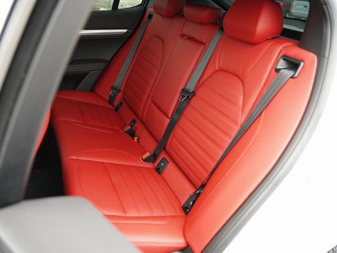 Used 2023 Alfa Romeo Stelvio Veloce image 10