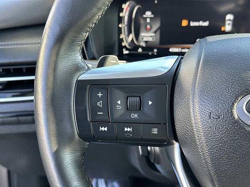 Used 2023 INFINITI QX60 Luxe w/ Performance Audio Package image 18