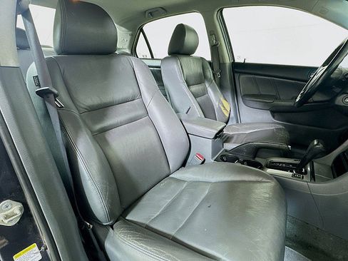 Used 2004 Honda Accord EX image 28