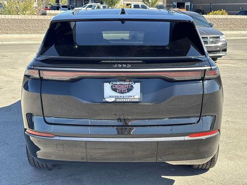 Used 2025 Jeep Wagoneer S Limited AWD/4WD image 6