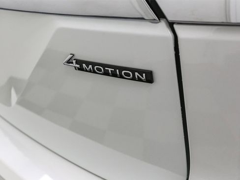 New 2026 Volkswagen Atlas SEL Premium R-Line AWD/4WD image 12