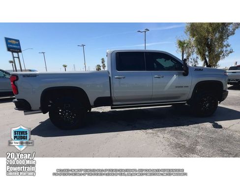 Used 2025 Chevrolet Silverado 3500 LTZ w/ LTZ Plus Package AWD/4WD image 2