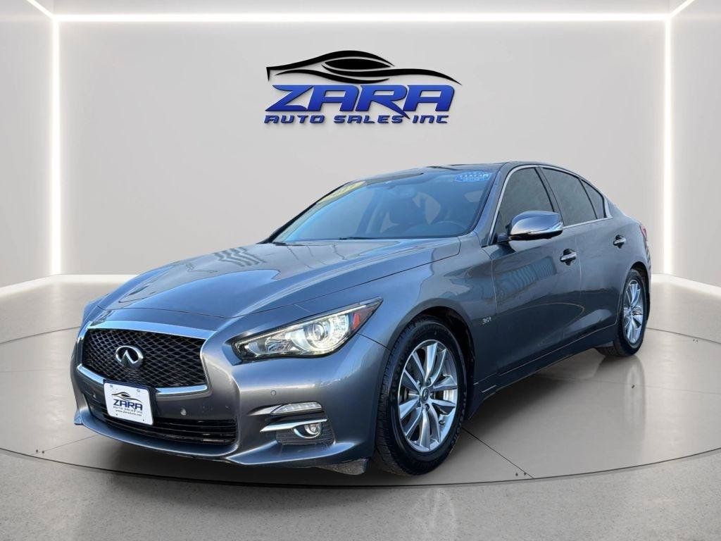 Used 2017 INFINITI Q50 3.0t Premium w/ Driver Assistance Package RWD image 3