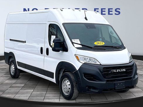 Used 2023 RAM ProMaster 2500 FWD image 3