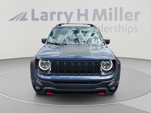 Used 2020 Jeep Renegade Trailhawk w/ UConnect 8.4 Nav Group AWD/4WD image 8