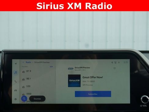 Used 2024 Toyota Highlander XLE image 11