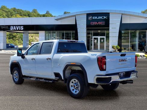 Used 2024 GMC Sierra 2500 Pro image 3