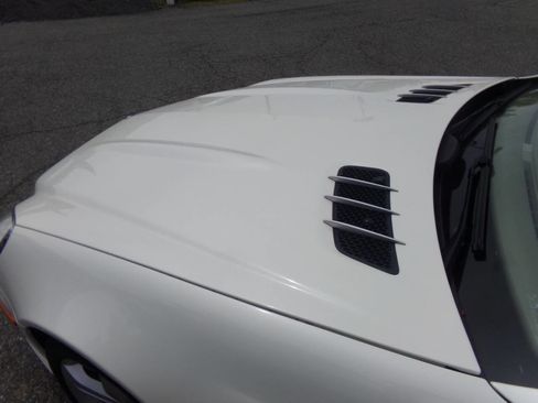Used 2009 Mercedes-Benz SL 550 image 8
