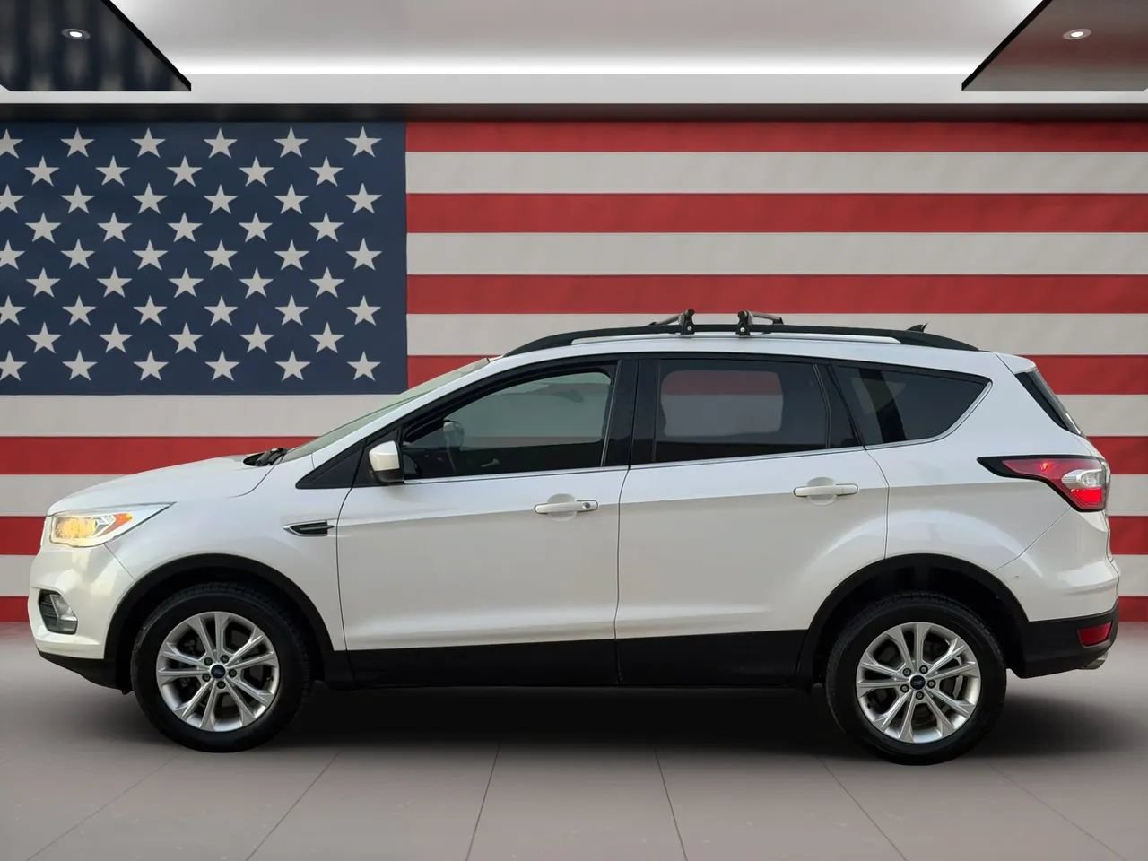 Used 2018 Ford Escape SEL AWD/4WD image 10