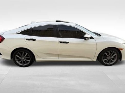 Used 2019 Honda Civic EX-L image 4
