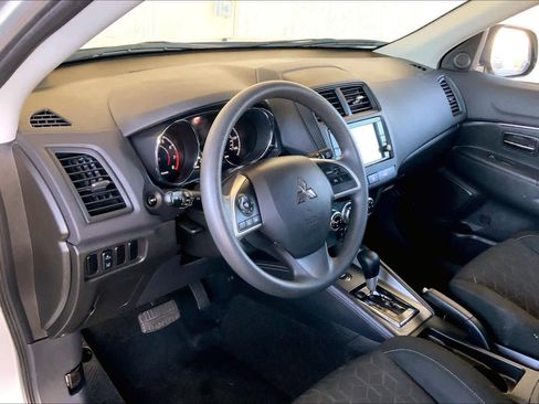 Used 2024 Mitsubishi Outlander Sport ES image 17