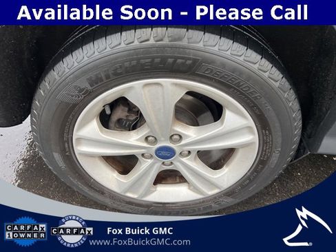 Used 2016 Ford Escape SE w/ Equipment Group 201A image 6