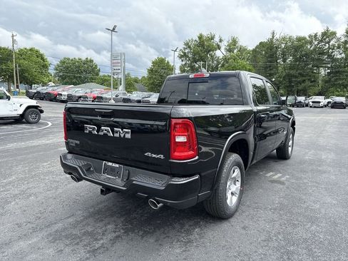New 2026 RAM 1500 4x4 Crew Cab image 13