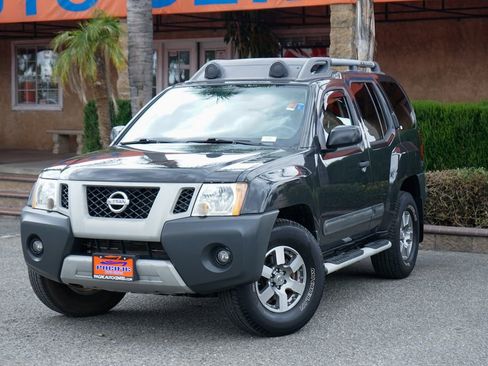 Used 2012 Nissan Xterra PRO-4X w/ Pro-4x Leather Pkg AWD/4WD image 4