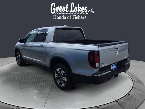 Used 2017 Honda Ridgeline RTL-T image 3