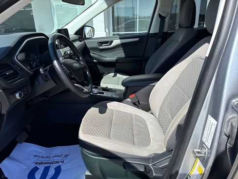 Used 2022 Ford Escape SE w/ Cold Weather Package AWD/4WD image 12