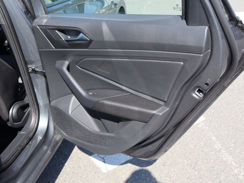 Used 2025 Volkswagen Jetta Sport FWD image 33