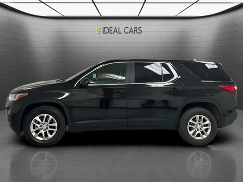 Used 2019 Chevrolet Traverse LS w/ LPO, Blackout Package FWD image 8